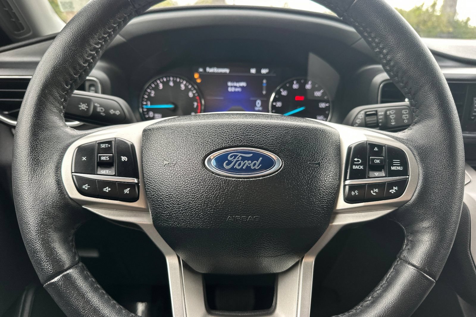 Certified 2024 Ford Explorer XLT w/ Equipment Group 202A AWD/4WD image 37