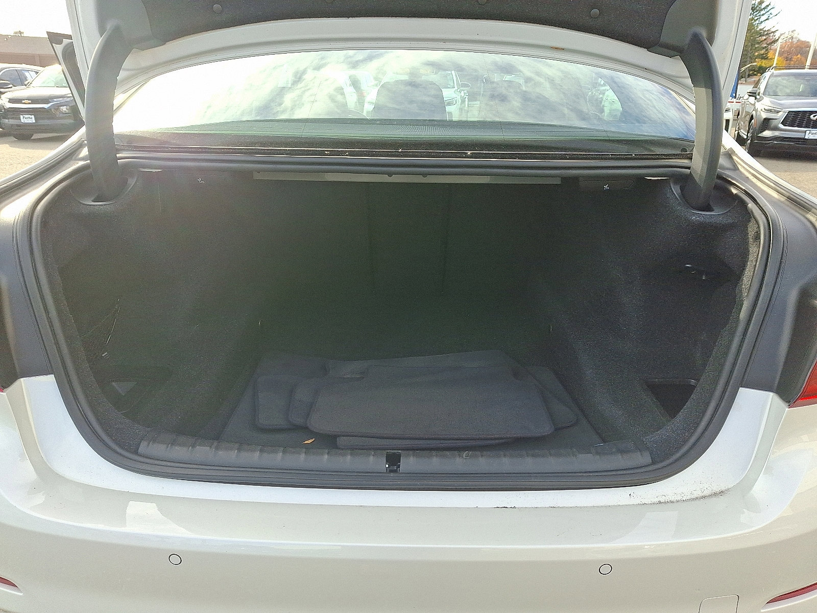 Used 2019 BMW 530i xDrive w/ Convenience Package image 28