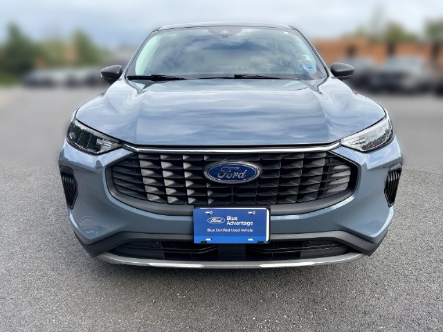 Certified 2025 Ford Escape Active FWD image 3