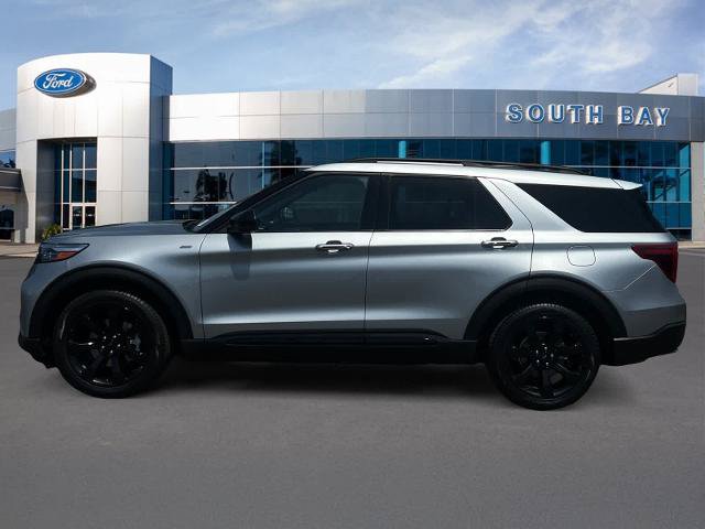 Certified 2023 Ford Explorer ST-Line w/ Class IV Trailer Tow Package RWD image 2