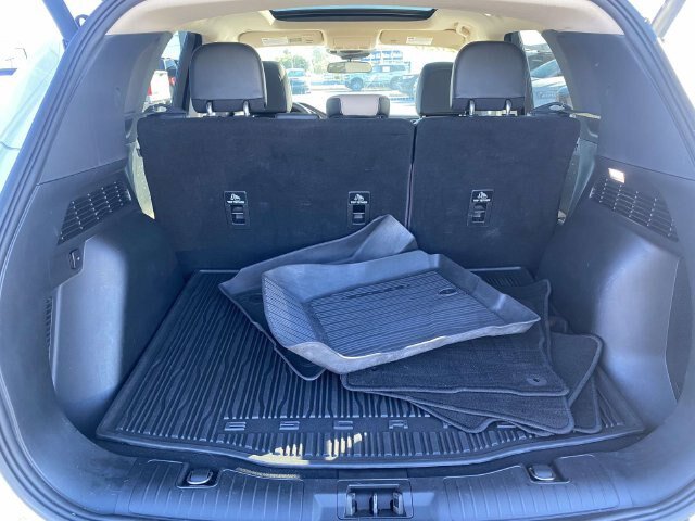 Certified 2020 Ford Escape Titanium AWD/4WD image 10