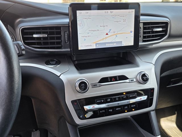 Certified 2022 Ford Explorer XLT w/ Equipment Group 202A image 9