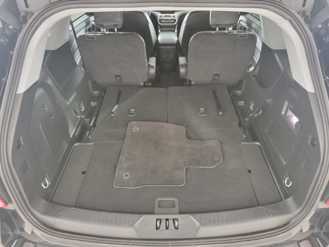 Certified 2023 Ford Explorer XLT w/ Equipment Group 202A AWD/4WD image 16