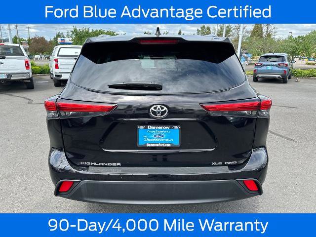 Used 2021 Toyota Highlander XLE AWD/4WD image 6