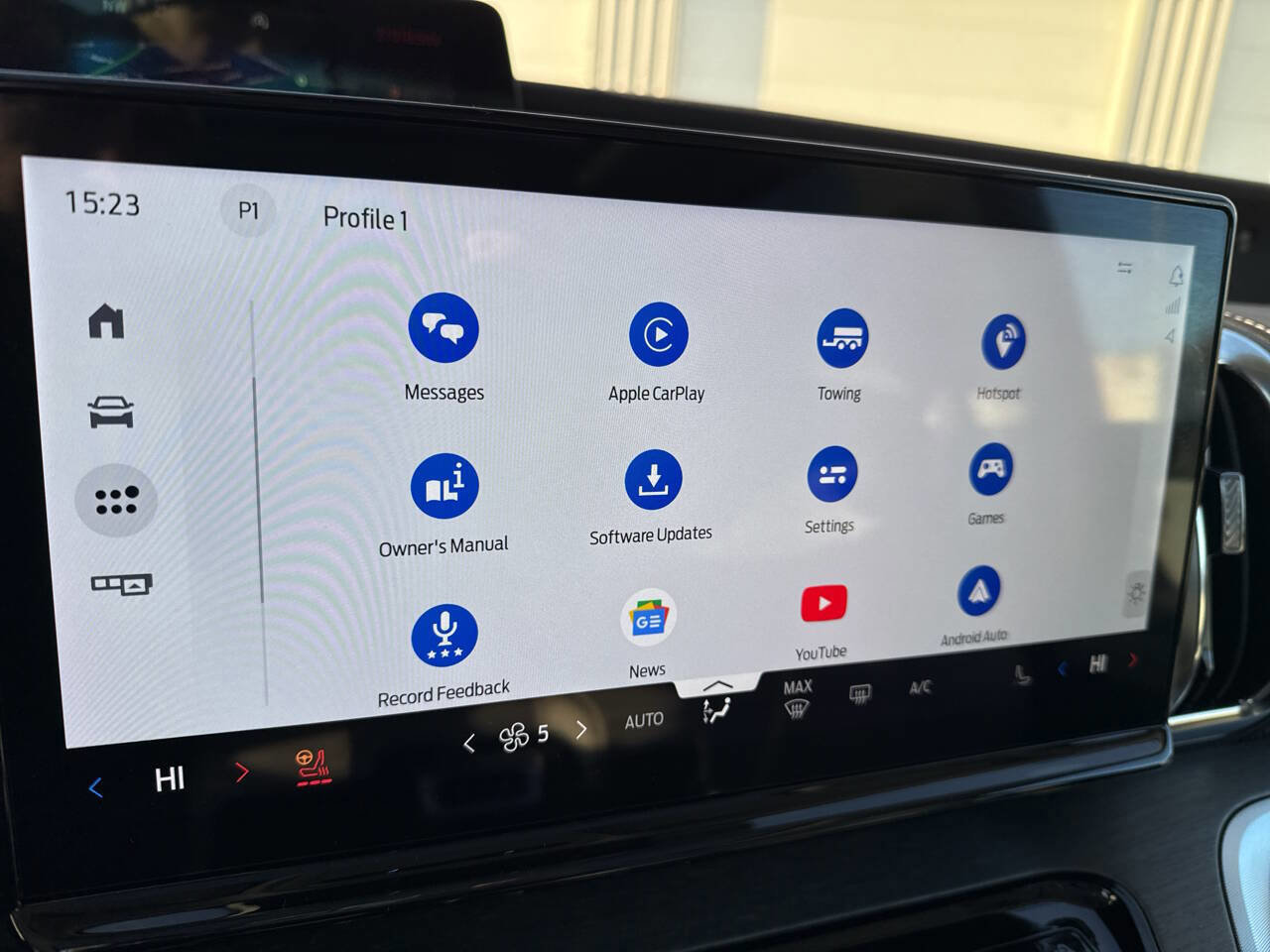 Certified 2025 Ford Expedition Max Platinum image 45