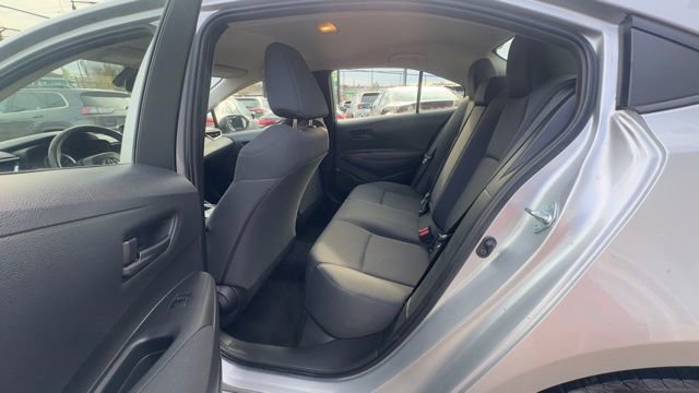 Used 2022 Toyota Corolla LE image 19