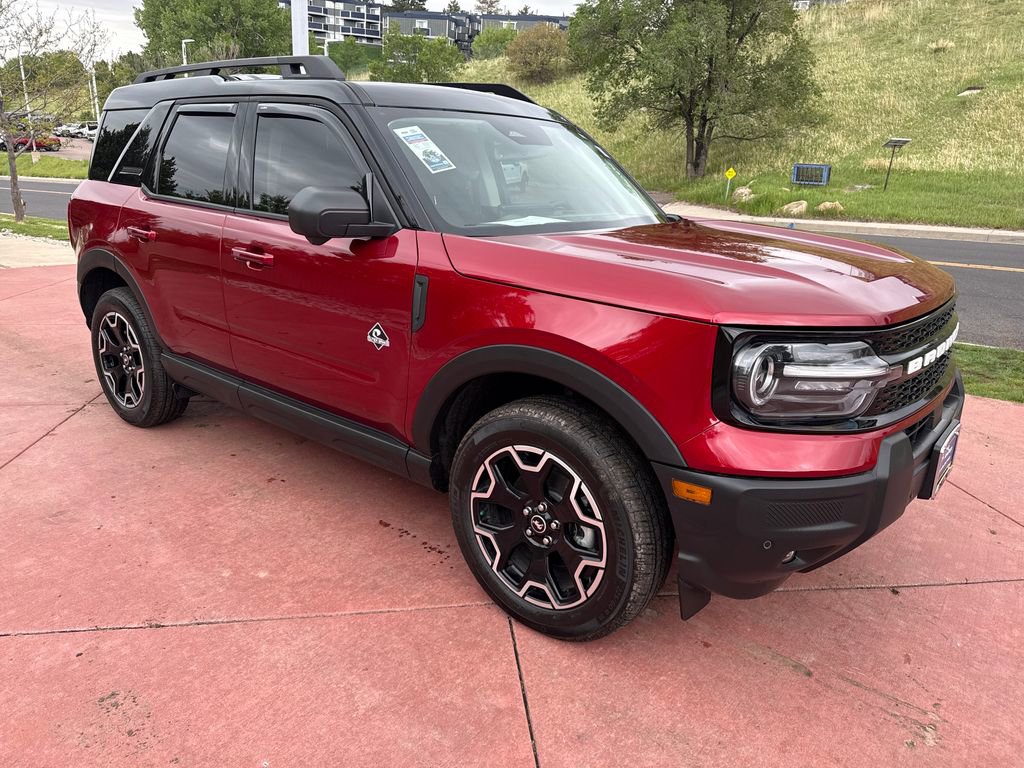 Certified 2025 Ford Bronco Sport Outer Banks w/ Outer Banks Tech Package+ AWD/4WD image 8
