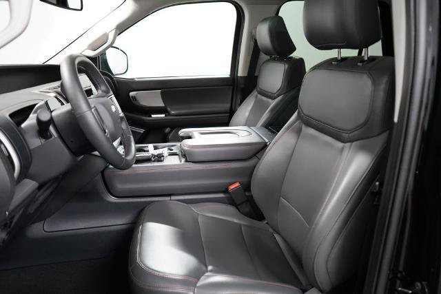 Certified 2025 Ford Expedition Active AWD/4WD image 14