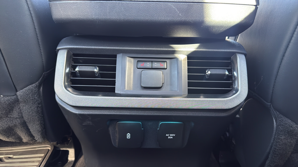 Certified 2024 Ford F150 Platinum AWD/4WD image 25