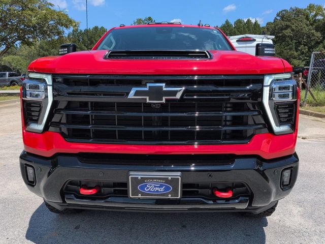Used 2025 Chevrolet Silverado 2500 LT w/ Trail Boss Package AWD/4WD image 9