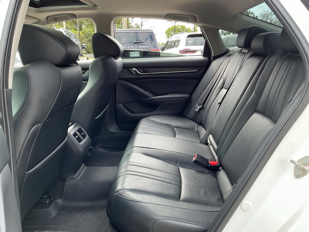 Used 2018 Honda Accord Touring image 23