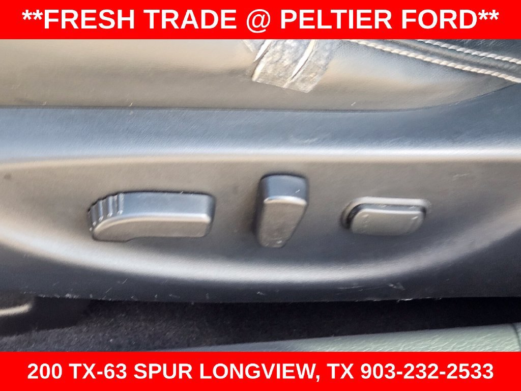 Used 2017 Nissan Maxima Platinum FWD image 19