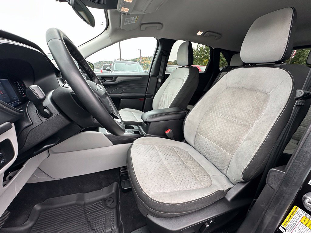 Certified 2023 Ford Escape Active w/ Tech Pack #1 AWD/4WD image 18