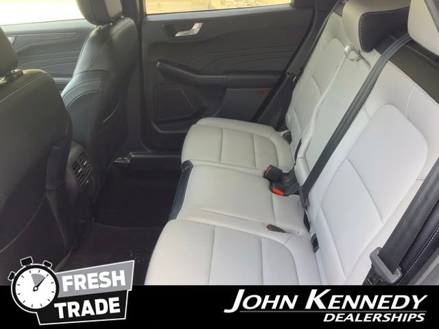 Certified 2023 Ford Escape Platinum AWD/4WD image 29