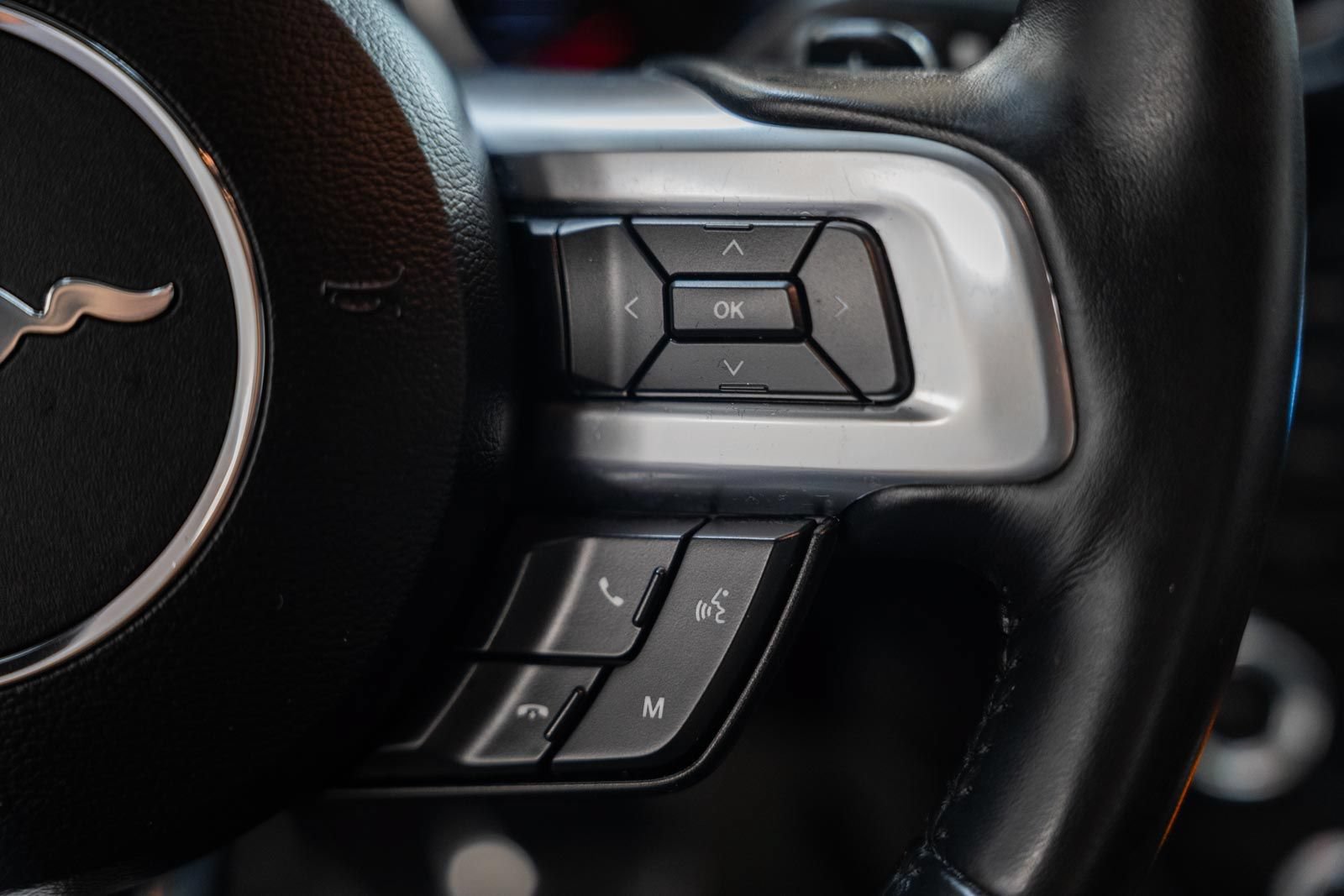 Certified 2018 Ford Mustang Coupe RWD image 20