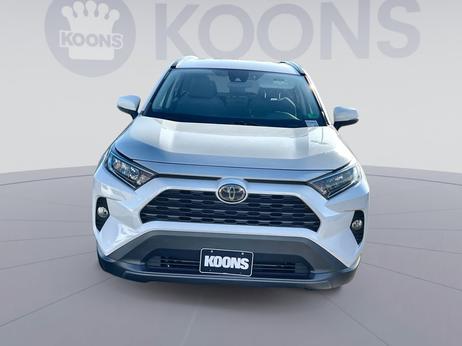 Used 2020 Toyota RAV4 XLE image 11