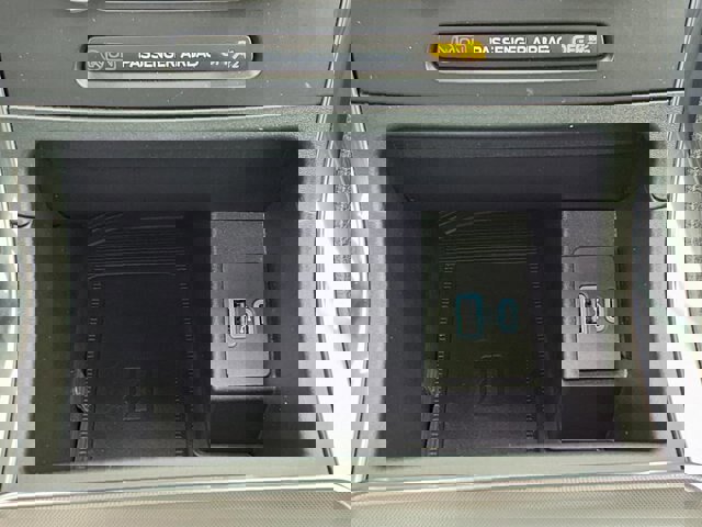 Certified 2024 Ford Edge Titanium w/ Class II Trailer Tow Package image 14