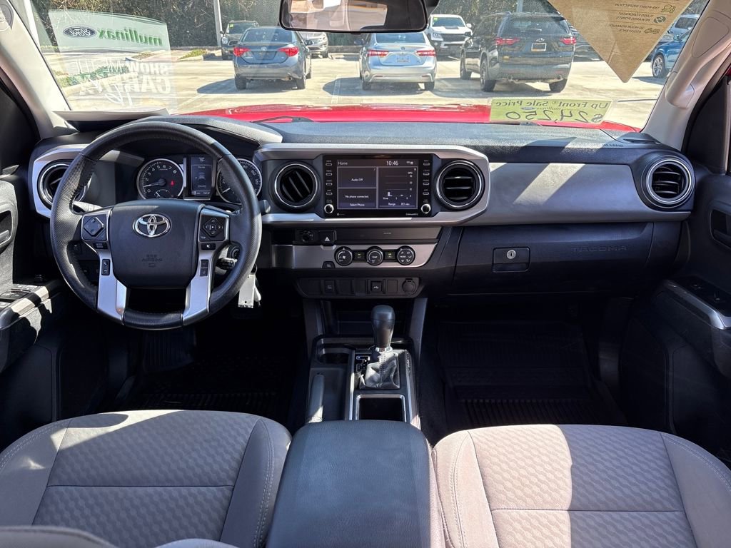 Used 2021 Toyota Tacoma SR5 w/ SR5 Appearance Package (SM) image 7