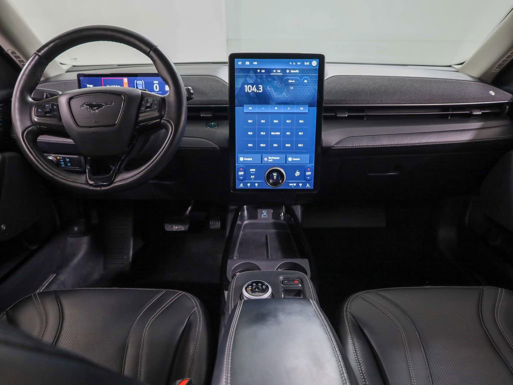Certified 2021 Ford Mustang Mach-E Premium image 3
