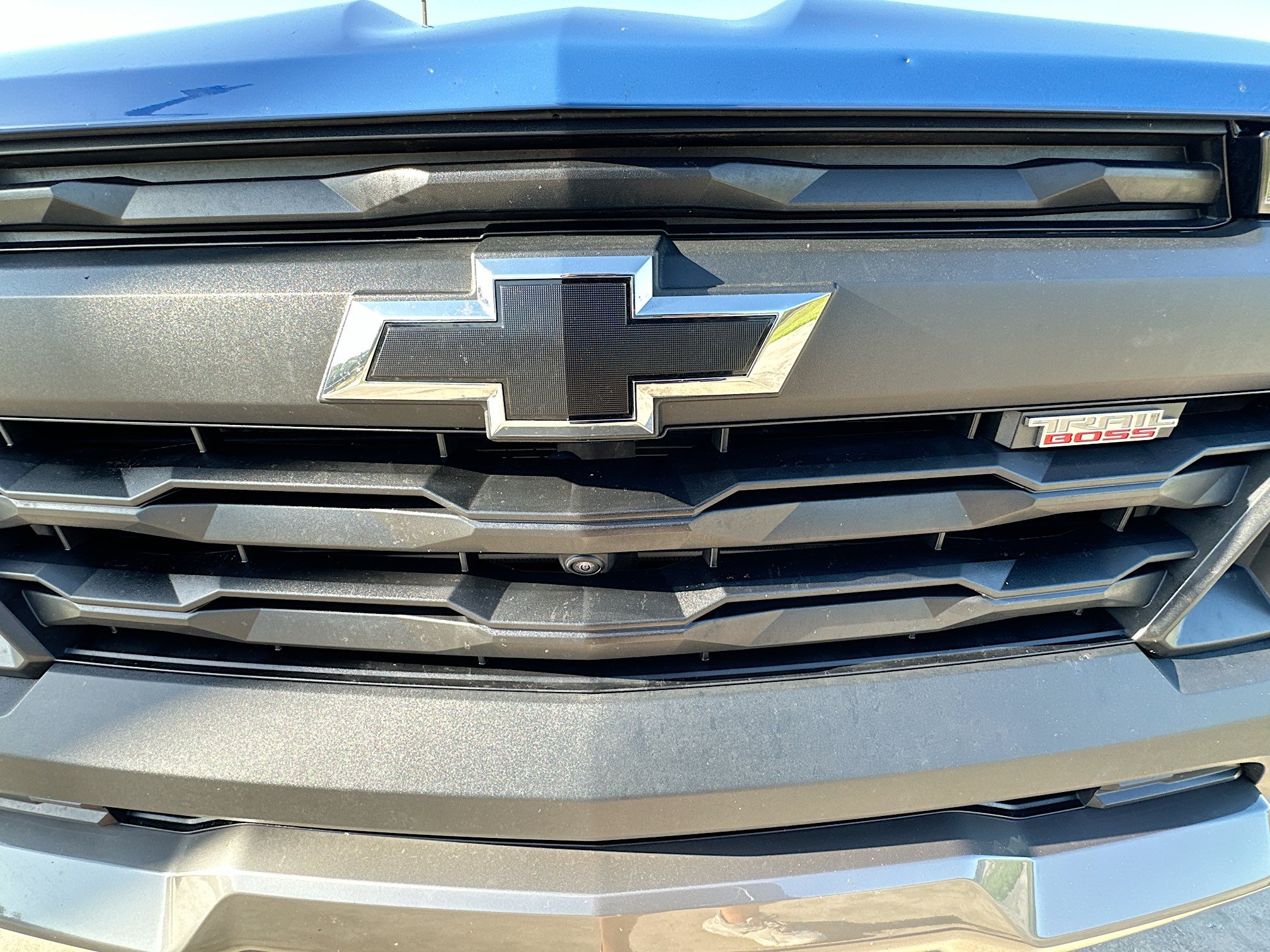 Used 2025 Chevrolet Colorado Trail Boss AWD/4WD image 33