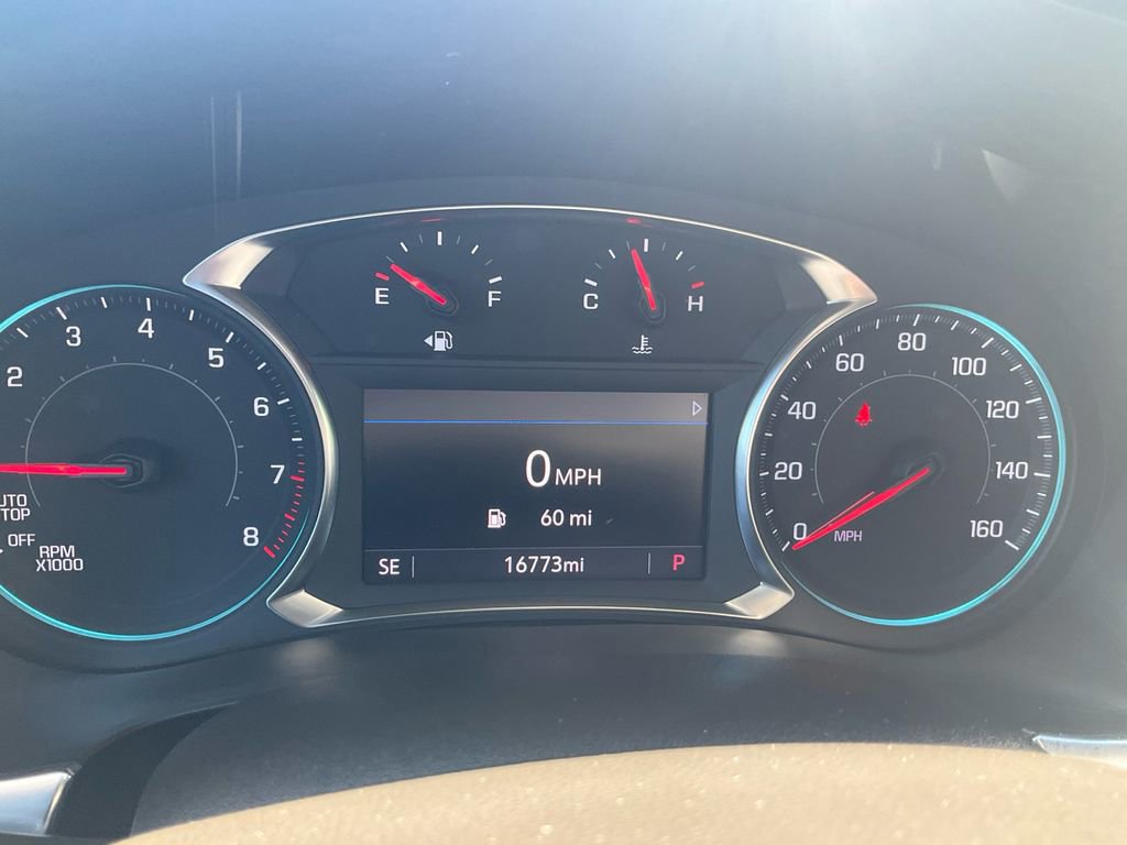 Used 2023 Chevrolet Traverse LT image 22