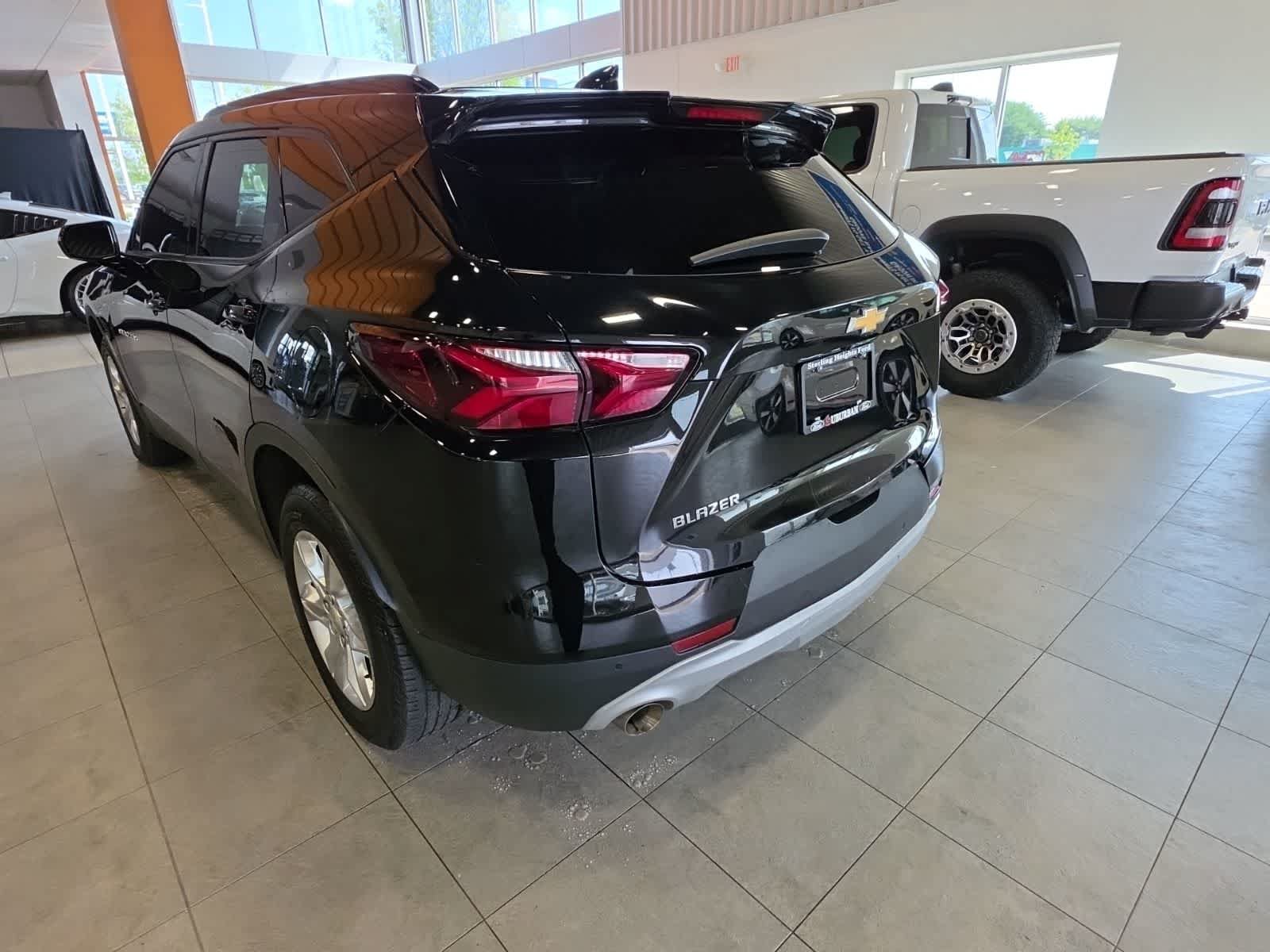Used 2021 Chevrolet Blazer LT FWD image 11