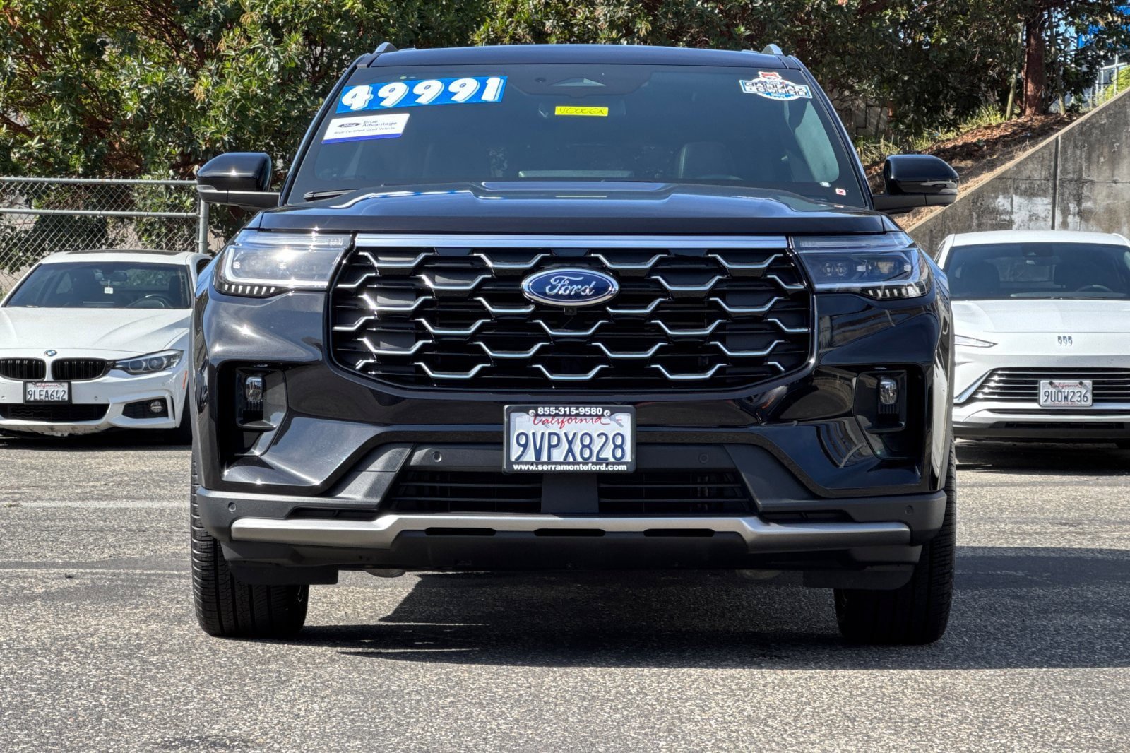 Certified 2026 Ford Explorer Platinum w/ LUX Leather Package AWD/4WD image 13