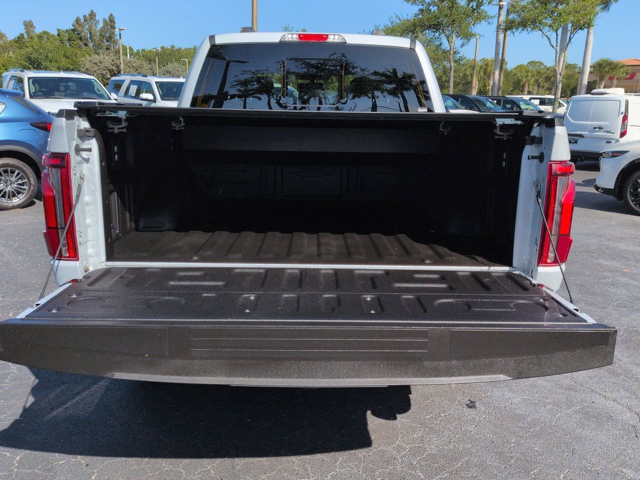 Certified 2025 Ford F150 Lariat w/ Equipment Group 502A High image 12