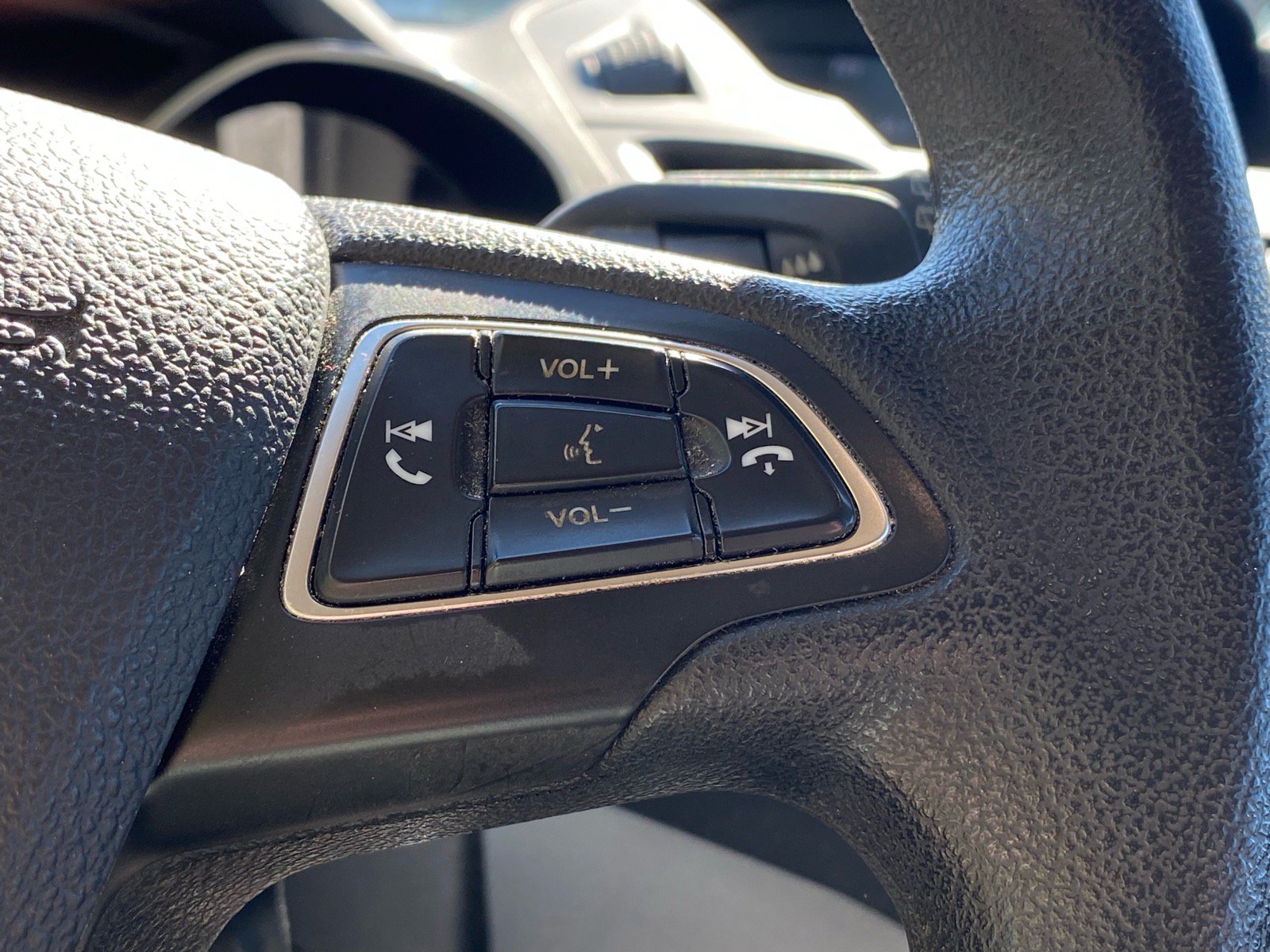 Certified 2017 Ford Escape S FWD image 9