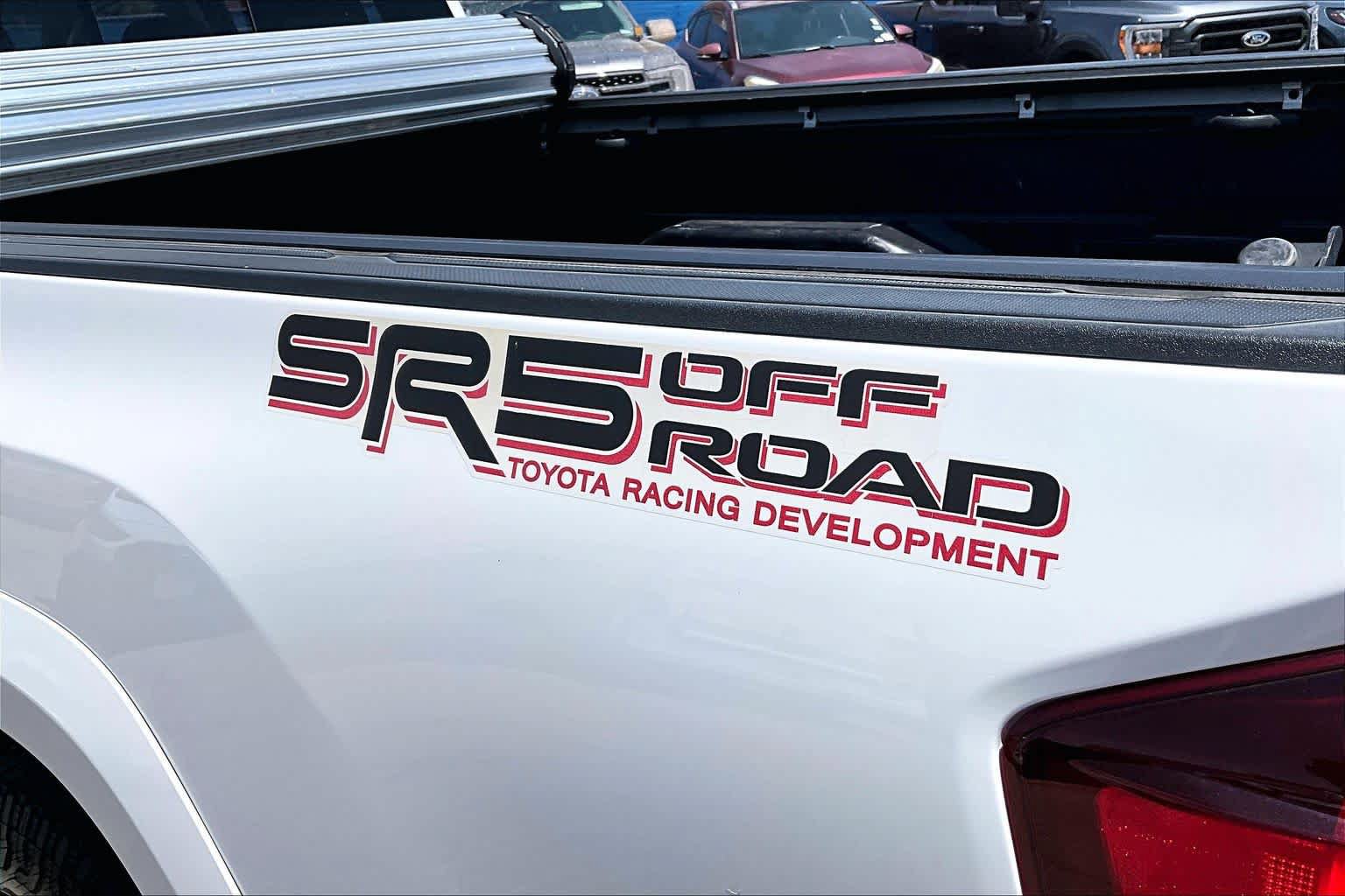 Used 2022 Toyota Tacoma SR5 RWD image 30