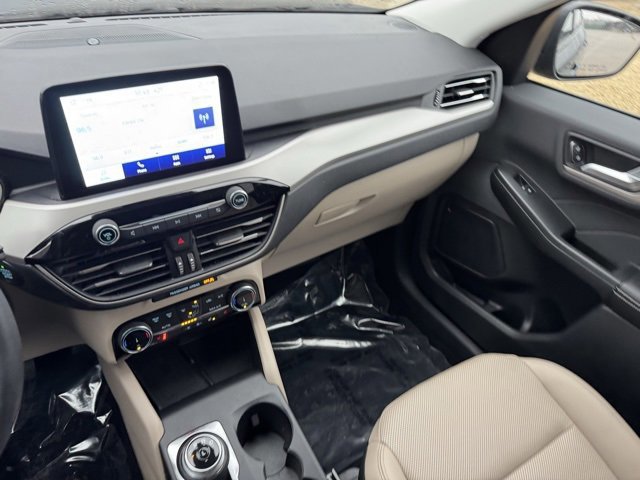 Certified 2022 Ford Escape SEL w/ Technology Package image 27