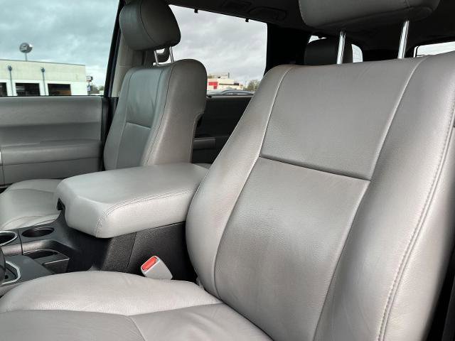 Used 2018 Toyota Sequoia Limited w/ Safety & Convenience Package AWD/4WD image 13
