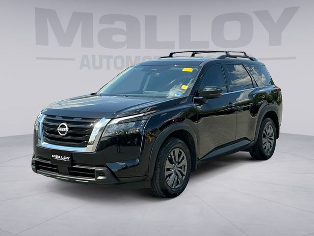 Used 2025 Nissan Pathfinder SV w/ SV Premium Package