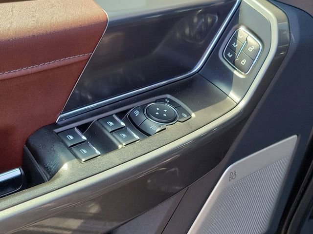 Certified 2022 Ford F150 Lariat w/ Equipment Group 502A High image 18