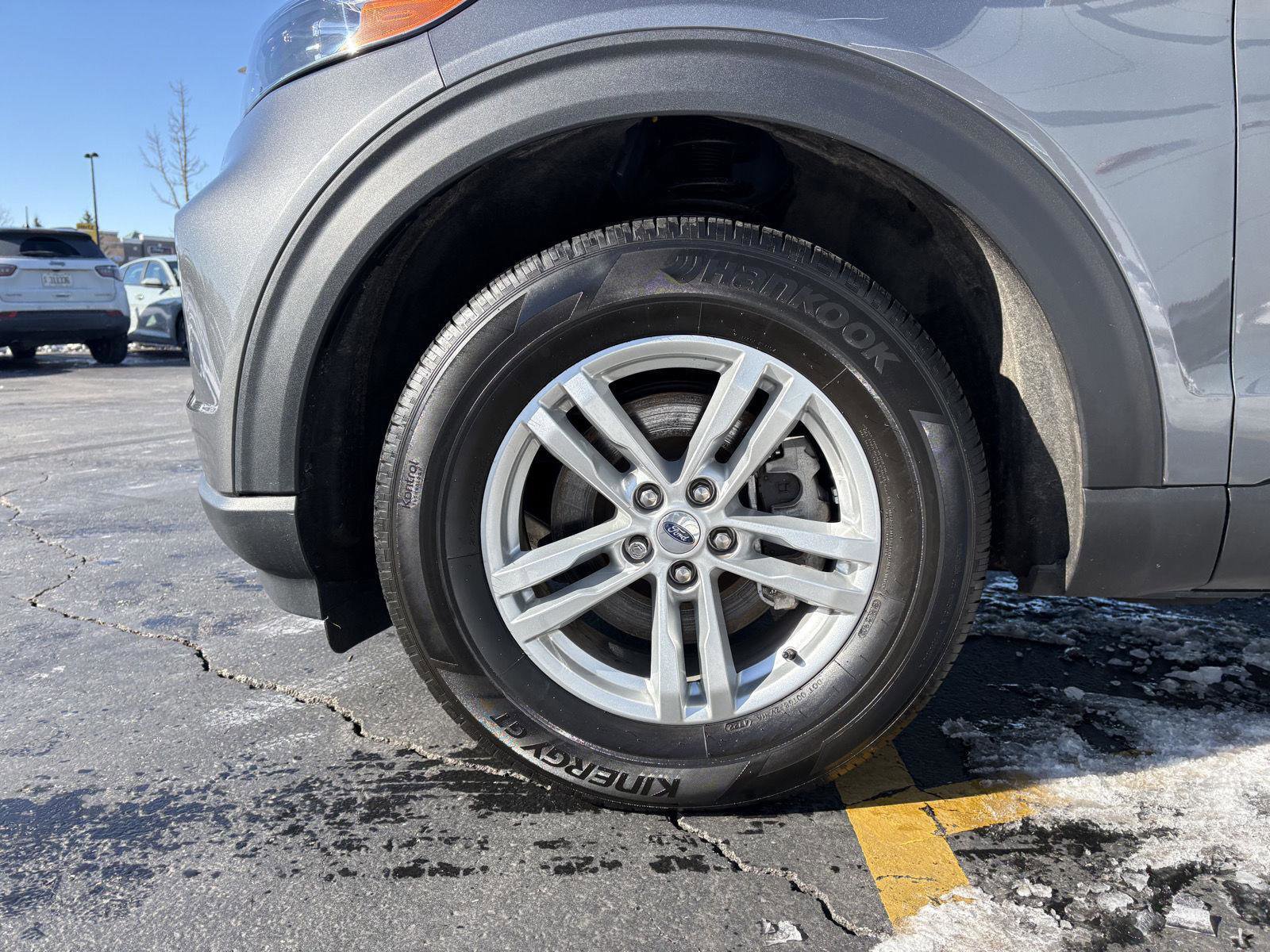 Certified 2023 Ford Explorer XLT w/ Class IV Trailer Tow Package image 26