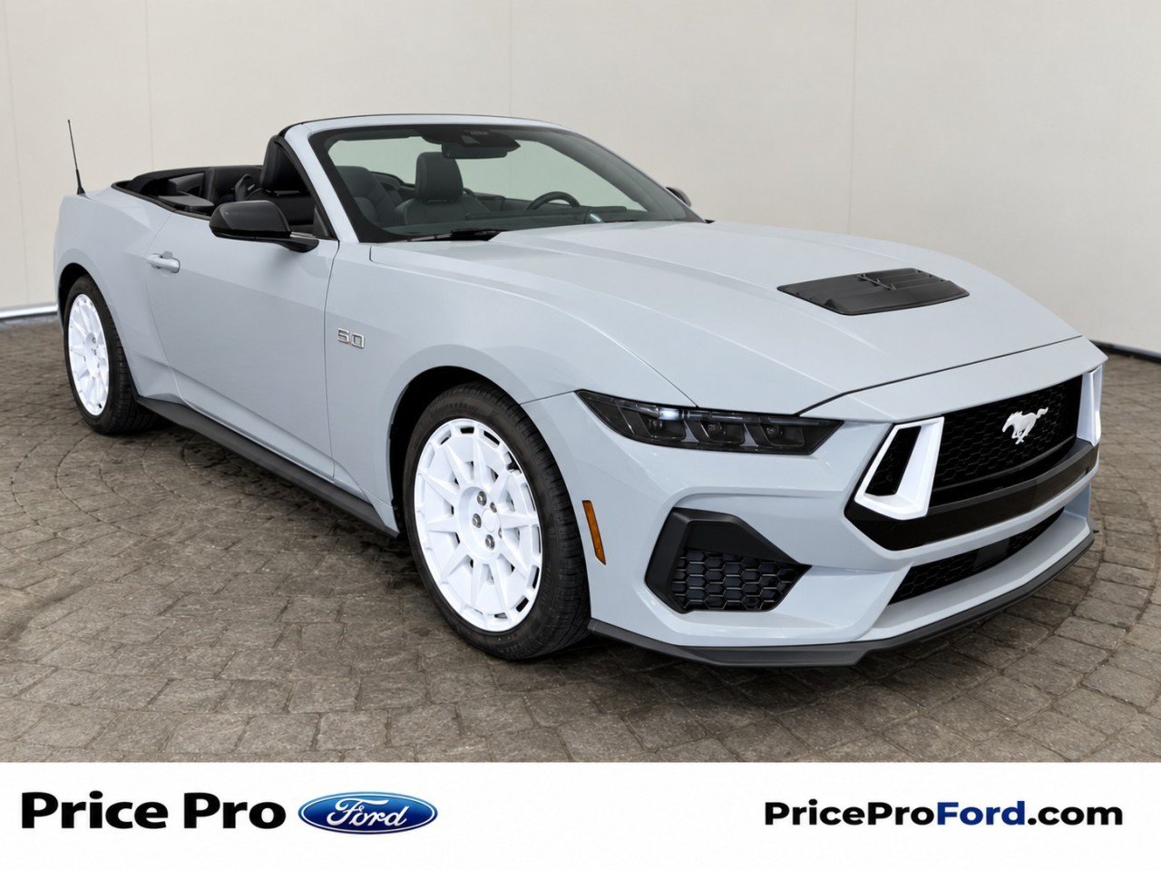 Certified 2026 Ford Mustang GT Premium w/ GT Performance Package RWD image 1