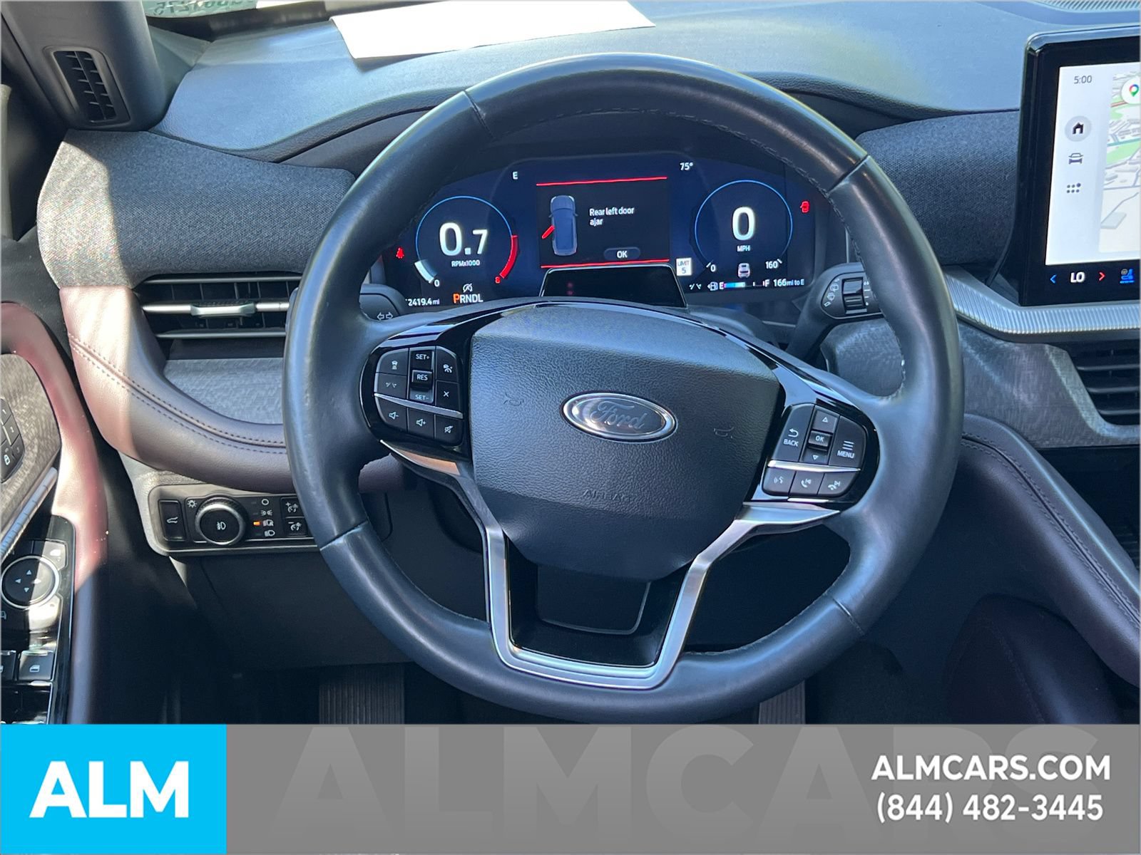 Certified 2025 Ford Explorer Platinum w/ LUX Leather Package AWD/4WD image 31
