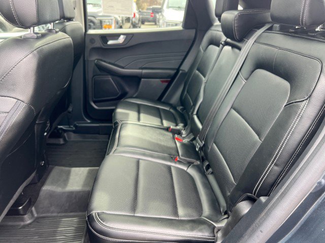 Certified 2022 Ford Escape SEL w/ Technology Package AWD/4WD image 23