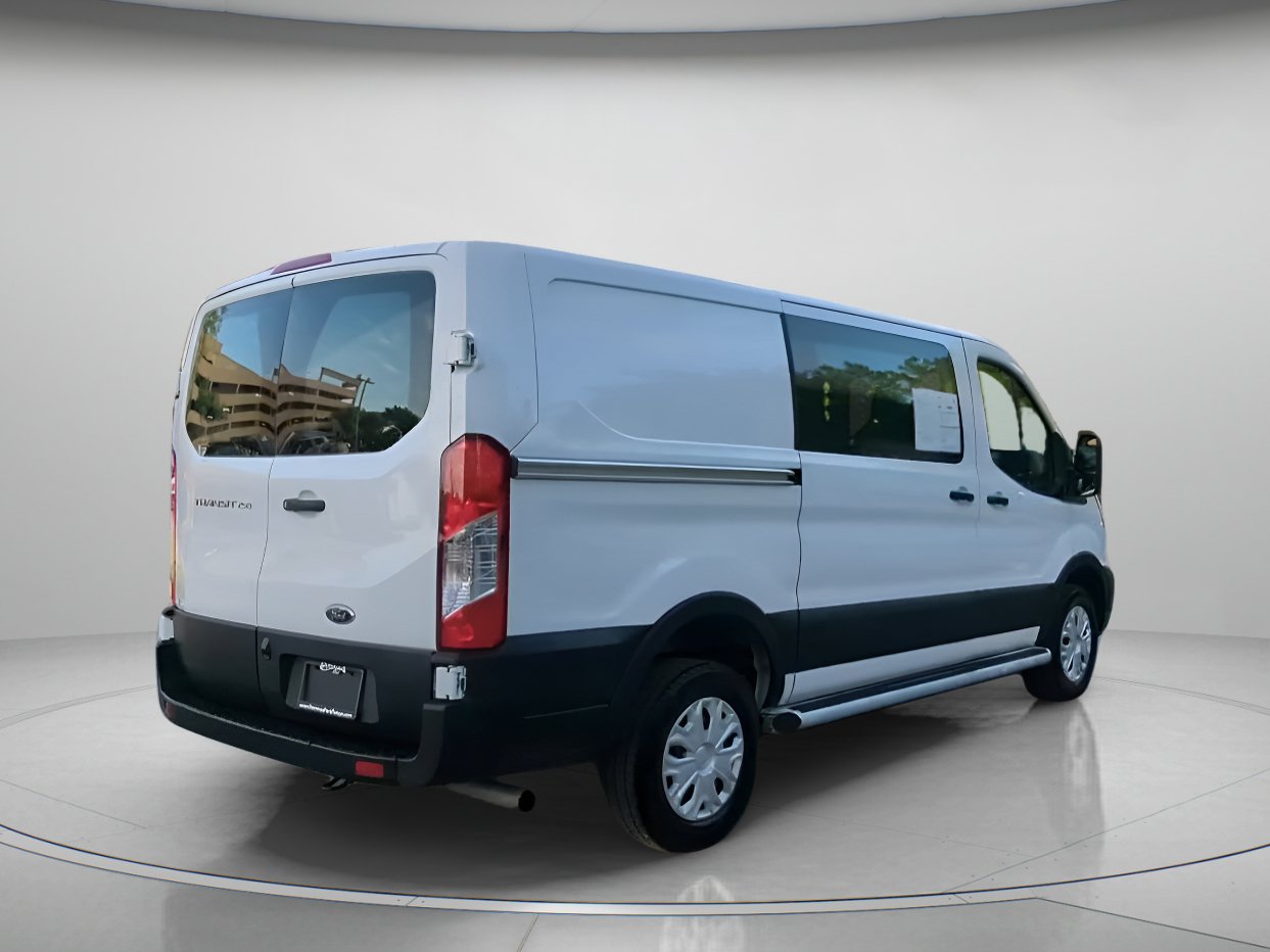 Certified 2025 Ford Transit 250 Low Roof w/ Exterior Upgrade Package RWD image 28