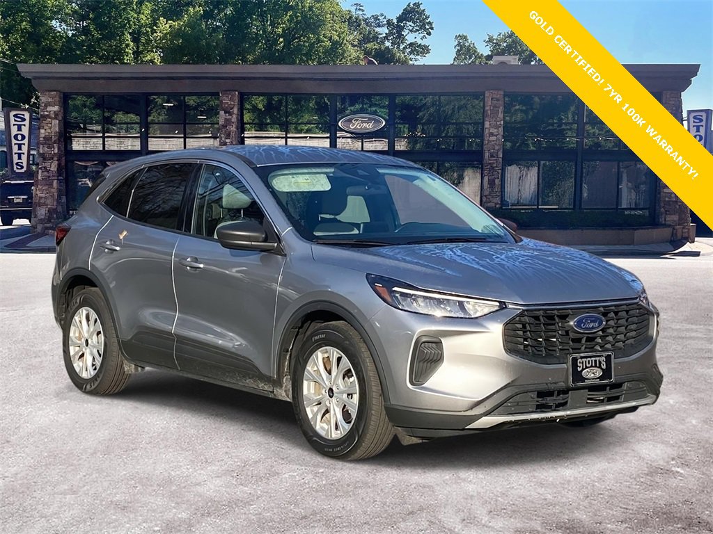 Certified 2023 Ford Escape Active image 1
