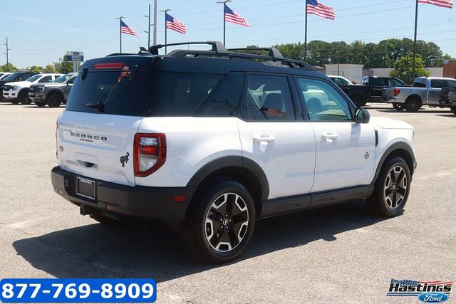 Certified 2022 Ford Bronco Sport Outer Banks w/ Tech Package AWD/4WD image 5