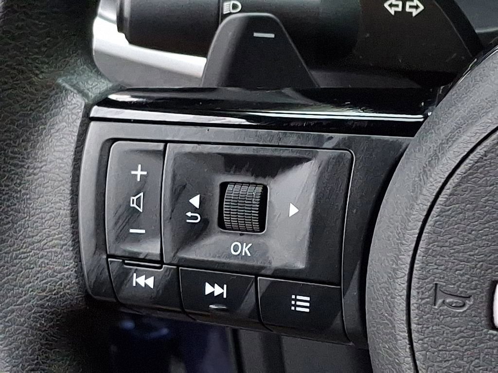 Used 2022 Nissan Rogue SV image 21