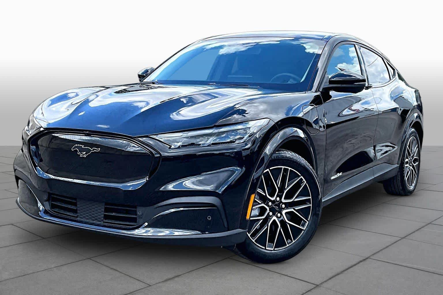 Certified 2025 Ford Mustang Mach-E Premium RWD image 39