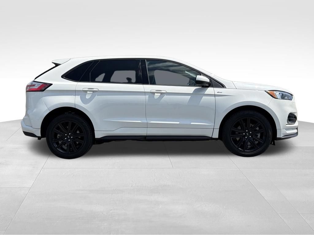 Certified 2022 Ford Edge ST-Line AWD/4WD image 10