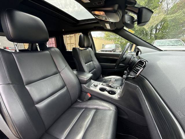 Used 2019 Jeep Grand Cherokee Limited AWD/4WD image 25
