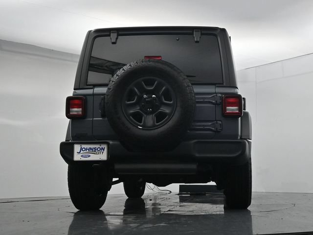 Used 2025 Jeep Wrangler Sport AWD/4WD image 40