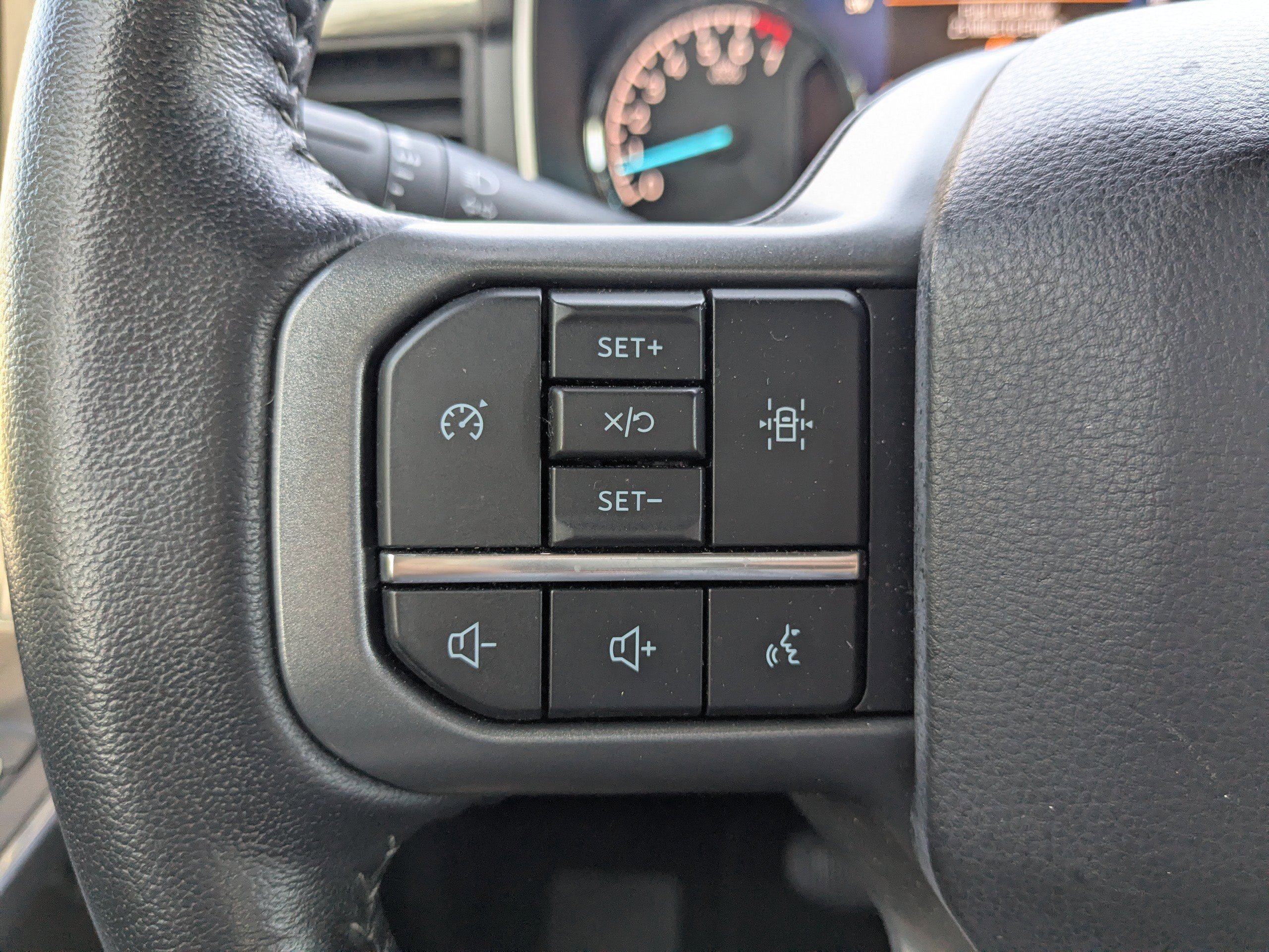 Certified 2022 Ford F150 XLT w/ Equipment Group 302A High image 27