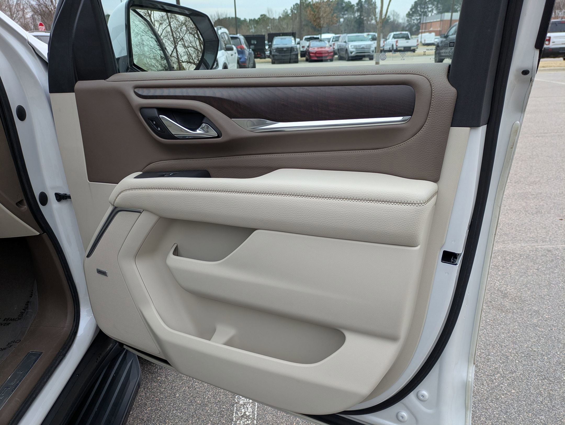 Used 2021 GMC Yukon Denali image 39