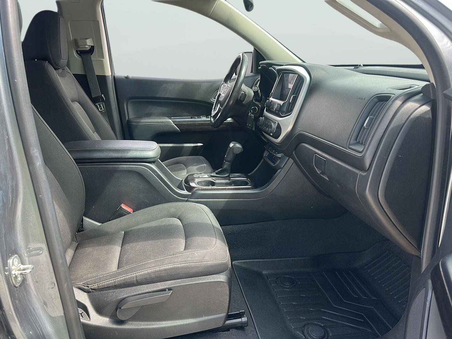 Used 2020 GMC Canyon SLE w/ Elevation Edition image 20