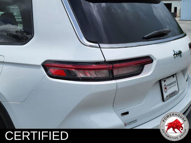 Used 2022 Jeep Grand Cherokee L Limited RWD image 13